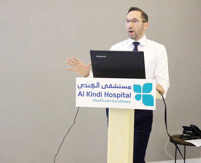 الدكتور علي البقالي: للوقاية من سرطان القولون والمستقيم يجب الالتزام بالفحص الدوري ونمط الحياة الصحي